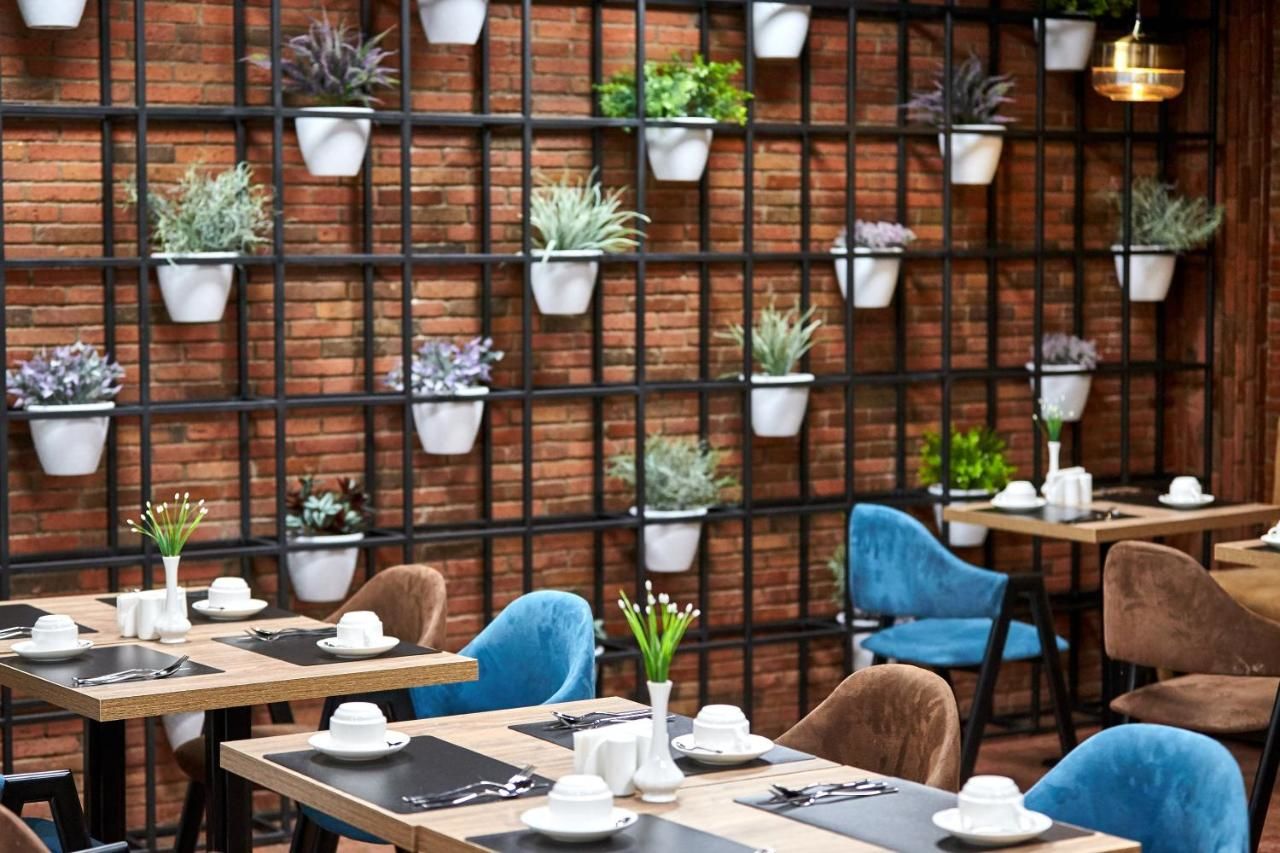 Отель Graphica Tbilisi Hotel Тбилиси-24