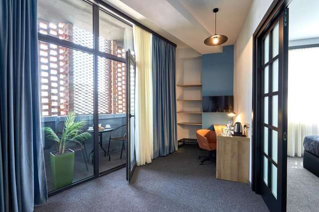 Отель Graphica Tbilisi Hotel Тбилиси-17